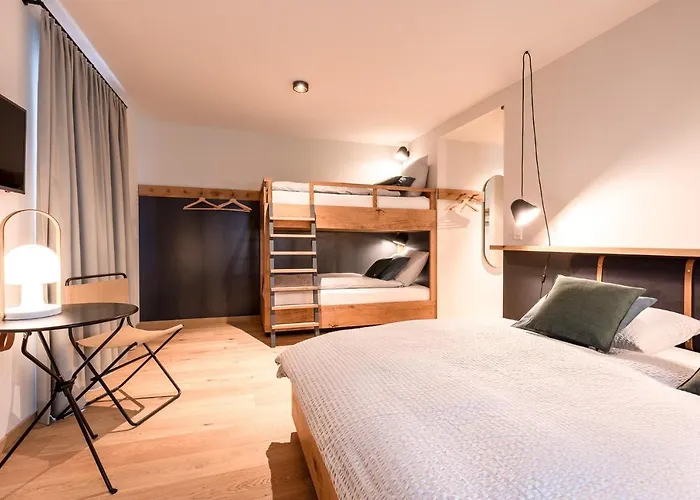 Gyger Restaurant Confiserie Bed & Breakfast 3*