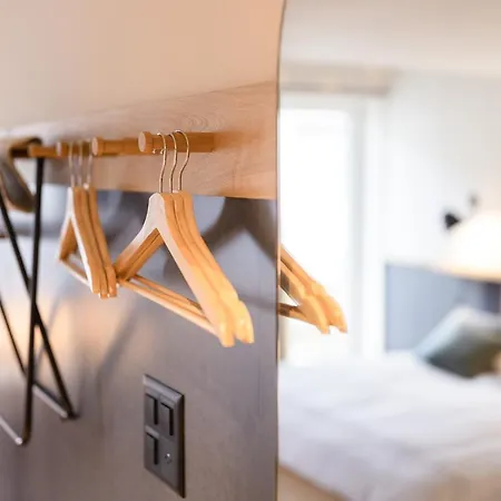 Bed & Breakfast Gyger Restaurant Confiserie 3*