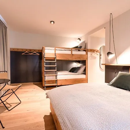 Gyger Restaurant Confiserie Bed & Breakfast 3*