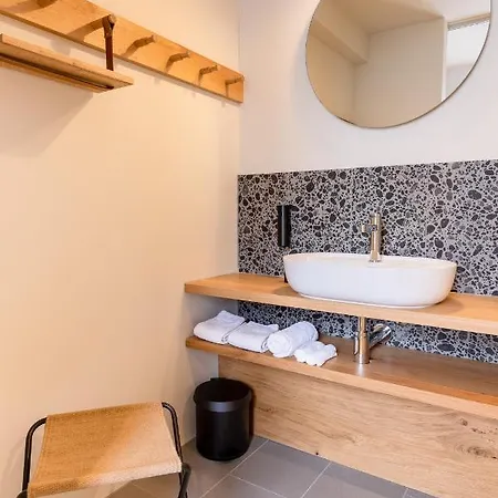 Gyger Restaurant Confiserie Bed & Breakfast Thusis