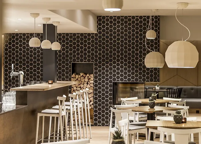 Gyger Restaurant Confiserie Oda ve Kahvaltı 3*