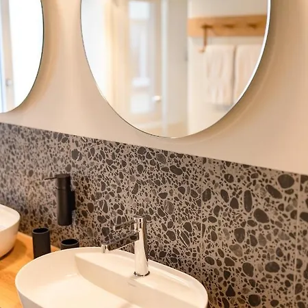 Gyger Restaurant Confiserie فندق مبيت وإفطار ثوسيس