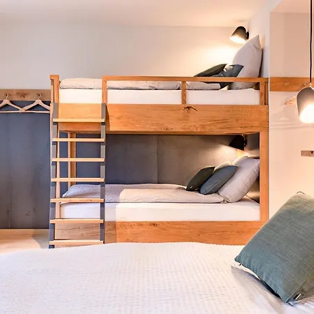 Gyger Restaurant Confiserie فندق مبيت وإفطار 3*