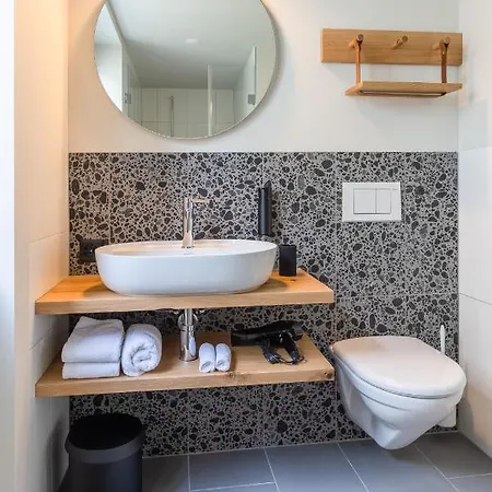 فندق مبيت وإفطار Gyger Restaurant Confiserie