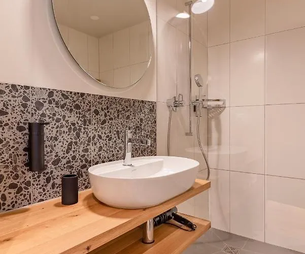 Gyger Restaurant Confiserie Couette-café